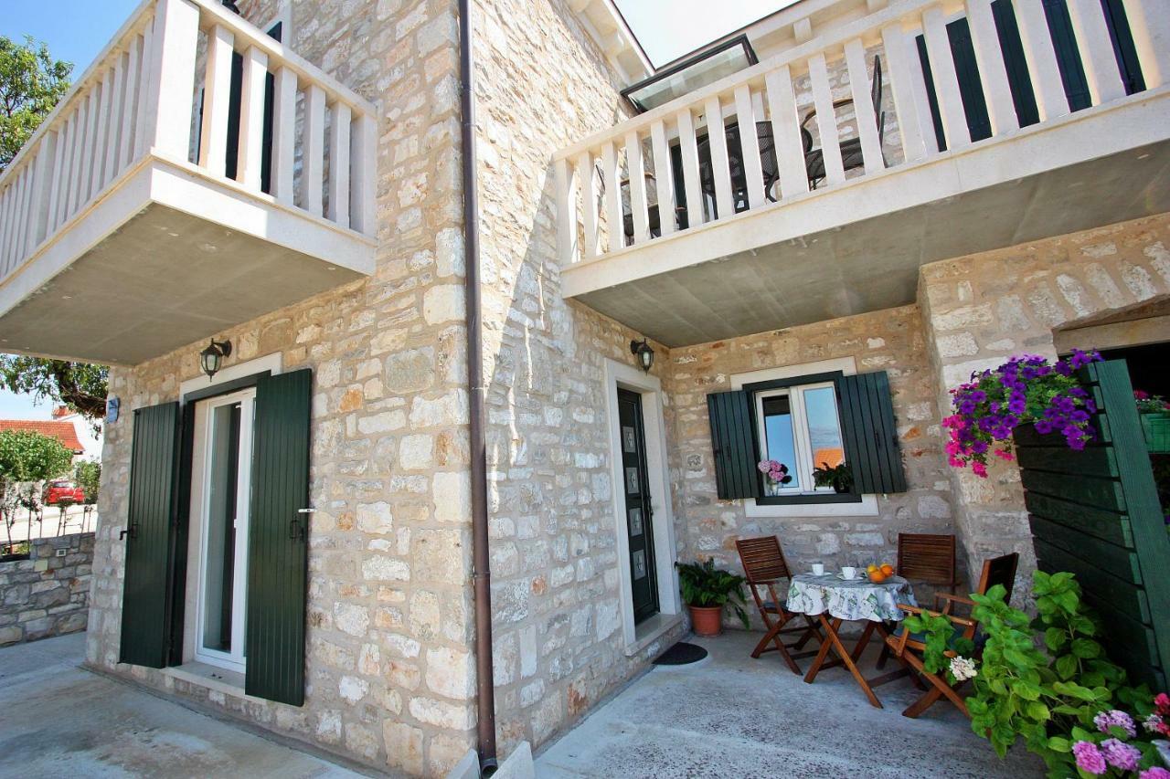 Apartment Igor Supetar Εξωτερικό φωτογραφία